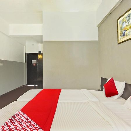 Oyo Flagship Paradise Inn Near Immaculate Conception Church パナジ エクステリア 写真