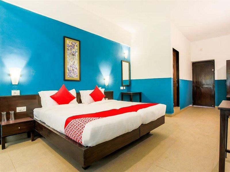 Oyo Flagship Paradise Inn Near Immaculate Conception Church パナジ エクステリア 写真