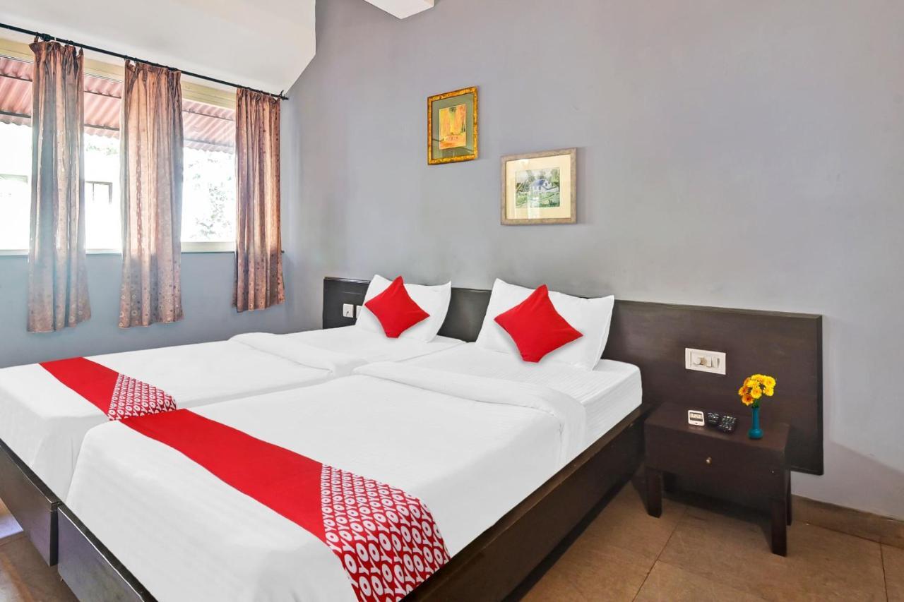 Oyo Flagship Paradise Inn Near Immaculate Conception Church パナジ エクステリア 写真
